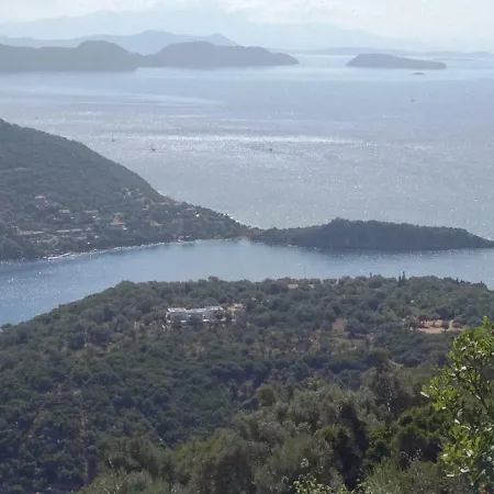 Mavrades Villa