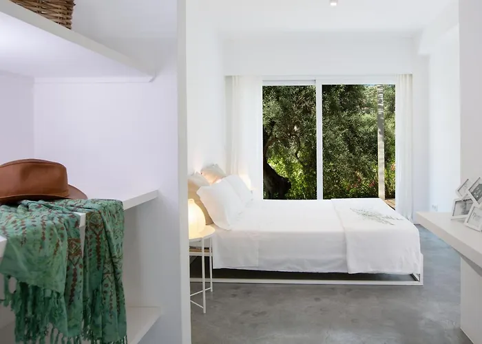 וילה Mavrades